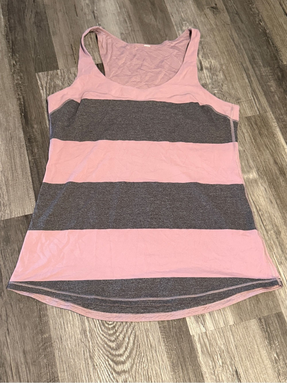 Lululemon | Scoop Neck Racerback Tank | Pink Gray Stripe | Sz 8 | Retails $52